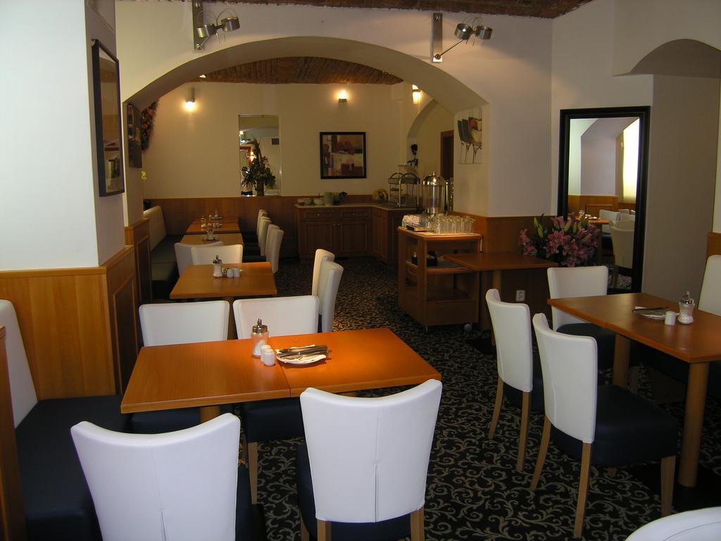 Machova Hotel Praga Exterior foto